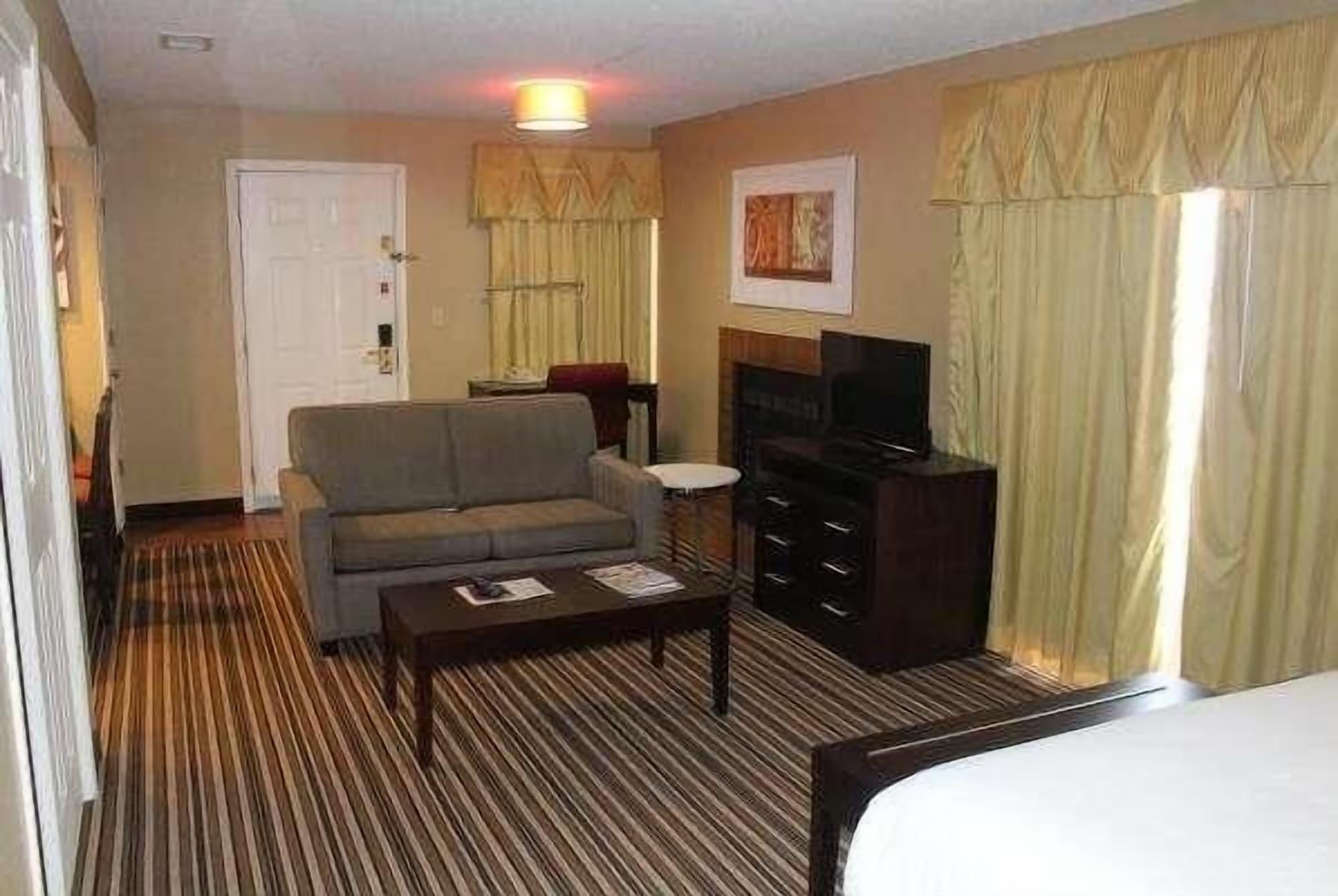 Hawthorn Extended Stay By Wyndham Wichita Exterior photo