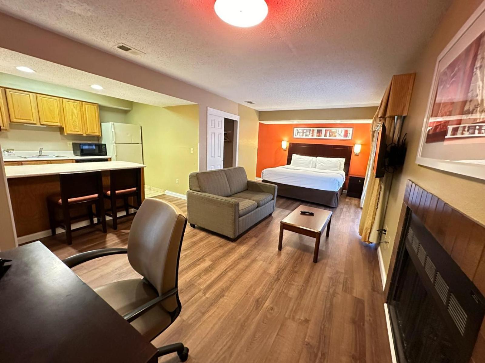 Hawthorn Extended Stay By Wyndham Wichita Exterior photo