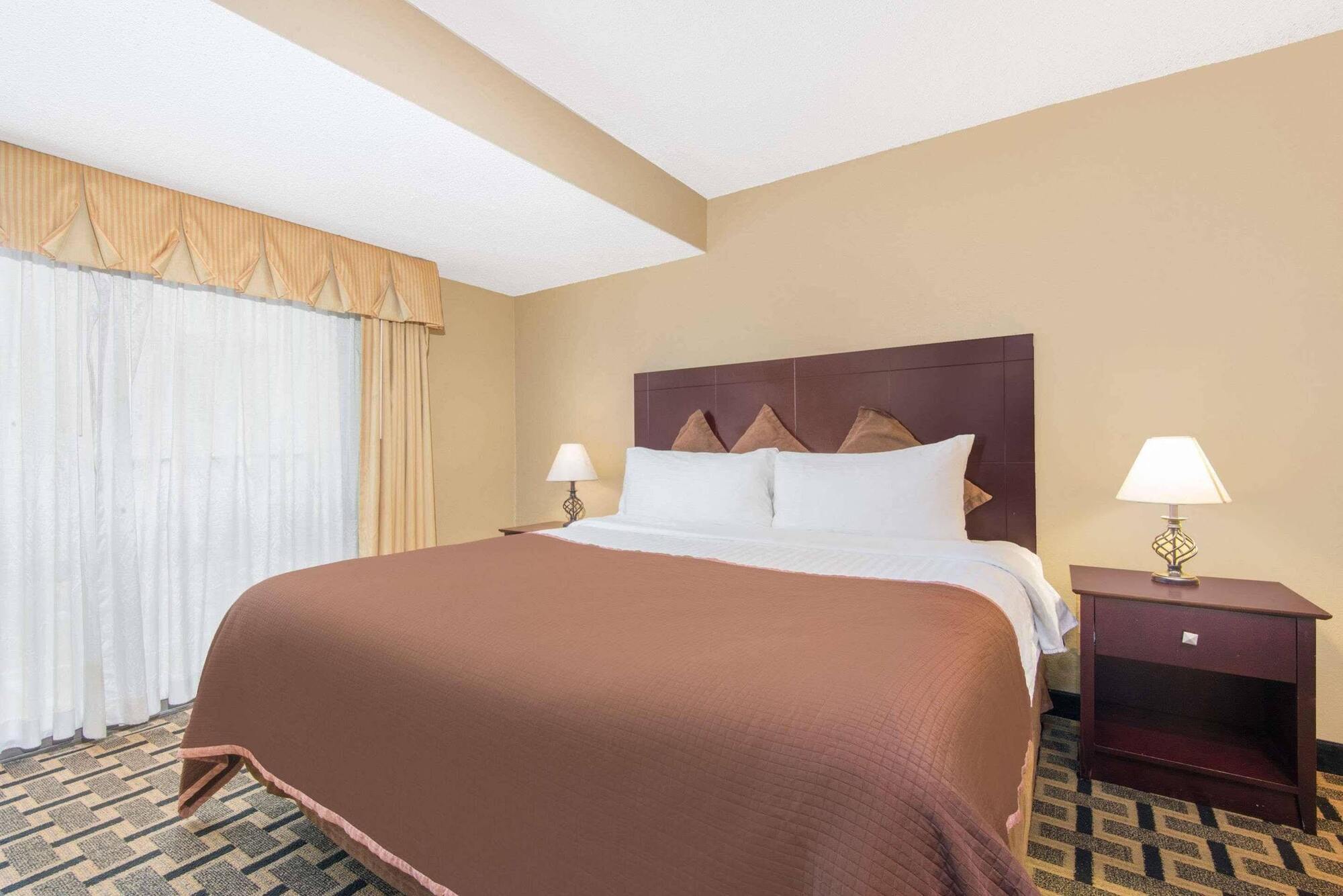 Hawthorn Extended Stay By Wyndham Wichita Exterior photo